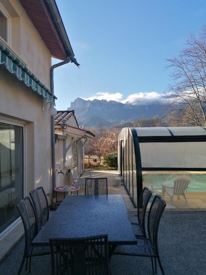 Chambre Familiale "Le Pecher" Saillans  Ruang foto