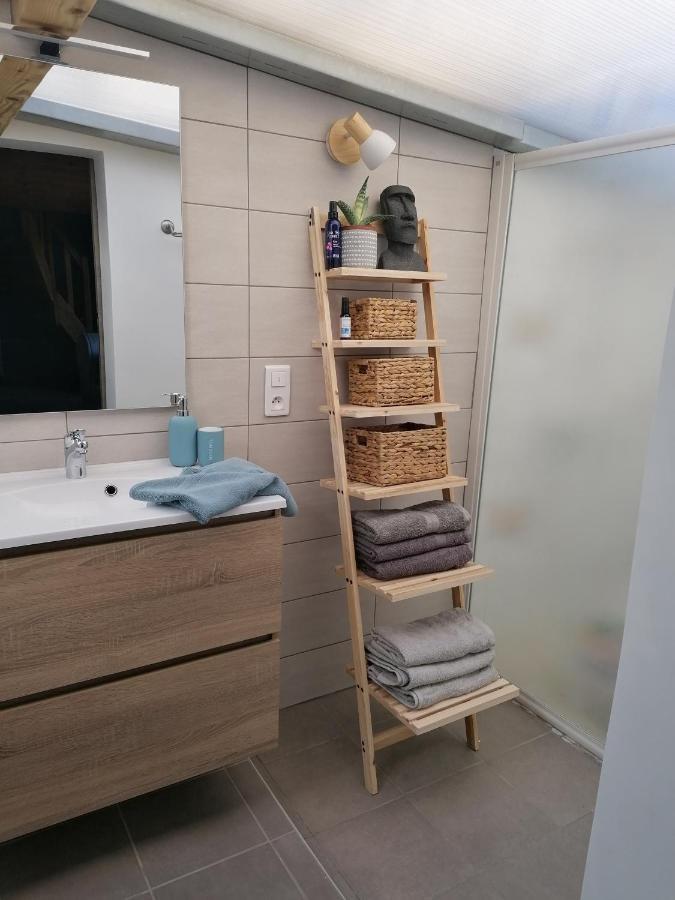 Chambre Familiale "Le Pecher" Saillans  Ruang foto