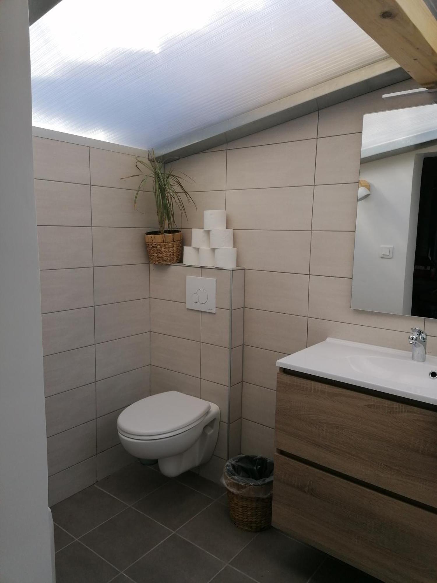 Chambre Familiale "Le Pecher" Saillans  Ruang foto